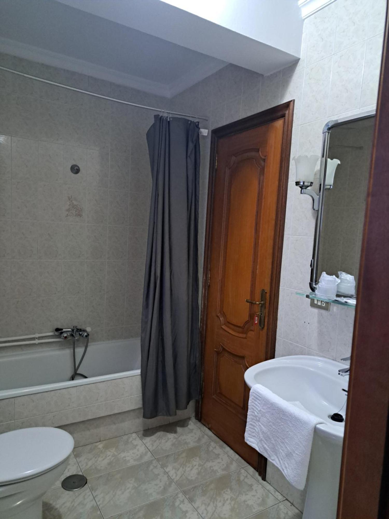 Hostal - Restaurante Casa Cuna Tebra Esterno foto