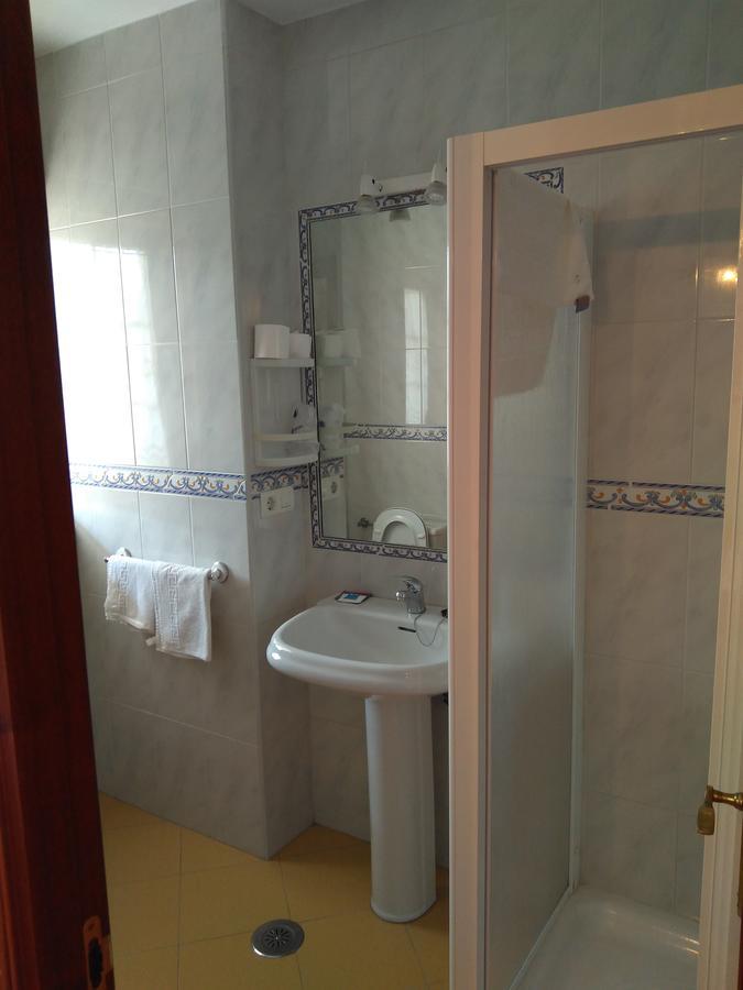 Hostal - Restaurante Casa Cuna Tebra Esterno foto